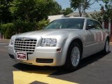 2009 Bright Silver Metallic Chrysler 300 LX #30543988