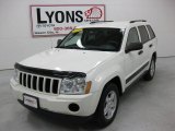 2005 Stone White Jeep Grand Cherokee Laredo 4x4 #30598532