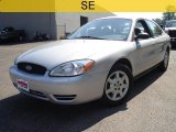 2006 Silver Frost Metallic Ford Taurus SE #30616242