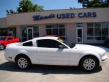 2008 Performance White Ford Mustang V6 Deluxe Coupe #30616630