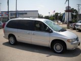 2000 Bright Silver Metallic Chrysler Town & Country Limited #30617174