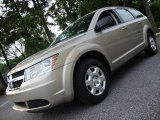 2009 Light Sandstone Metallic Dodge Journey SE #30617218