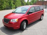 2008 Inferno Red Crystal Pearlcoat Chrysler Town & Country LX #30722929