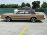 1985 Lincoln Town Car  Exterior