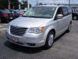2008 Bright Silver Metallic Chrysler Town & Country Limited #30816104