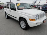 2006 Stone White Jeep Commander 4x4 #30817074