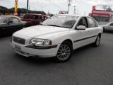 White Volvo S80 in 2000