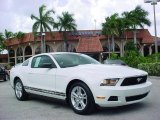 2010 Performance White Ford Mustang V6 Coupe #31145026