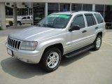 2002 Bright Silver Metallic Jeep Grand Cherokee Laredo #31204525
