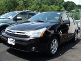 2008 Ford Focus SES Sedan