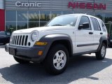 2006 Stone White Jeep Liberty Sport 4x4 #31478237