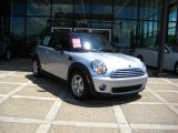 2010 Pure Silver Metallic Mini Cooper Hardtop #31791287