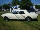 1965 Wimbledon White Ford Mustang Coupe #31791307