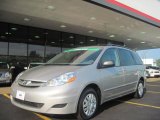 2009 Toyota Sienna LE