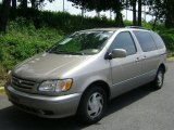 2003 Desert Sand Mica Toyota Sienna LE #31900706