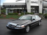 2004 Black Lincoln Town Car Ultimate #31900550