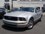 2005 Satin Silver Metallic Ford Mustang V6 Deluxe Coupe #32098882