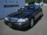 2010 Black Lincoln Town Car Signature Limited #32177527