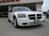 2006 Dodge Magnum SE