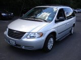 2006 Chrysler Town & Country 