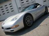 2001 Quicksilver Metallic Chevrolet Corvette Convertible #32391115