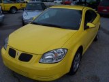 2009 Competition Yellow Pontiac G5  #32391766