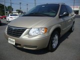 2007 Linen Gold Metallic Chrysler Town & Country Touring #32466698