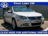 Candy White Volkswagen Eos in 2010
