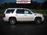 2010 Cadillac Escalade Luxury AWD
