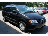 2006 Chrysler Town & Country 