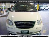 2005 Stone White Chrysler Town & Country Limited #32604465