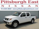 2008 Avalanche White Nissan Frontier SE Crew Cab 4x4 #32682825