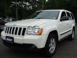 2008 Stone White Jeep Grand Cherokee Laredo 4x4 #33236585