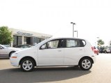 Summit White Chevrolet Aveo in 2005