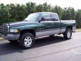 Forest Green Pearlcoat Dodge Ram 1500 in 2000