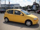 2004 Summer Yellow Chevrolet Aveo LS Hatchback #33674025