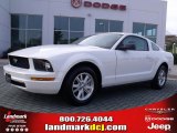 2008 Performance White Ford Mustang V6 Deluxe Coupe #34167961