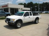 1999 Natural White Toyota Tacoma SR5 Extended Cab 4x4 #34320118
