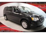 2010 Brilliant Black Crystal Pearl Chrysler Town & Country LX #34392146