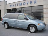 2005 Chrysler Town & Country LX