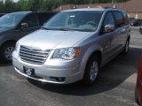 2010 Chrysler Town & Country Touring