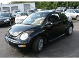 2005 Uni Black Volkswagen New Beetle GL Coupe #35534043