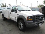 2005 Ford F450 Super Duty XL Regular Cab Utility Truck Data, Info and Specs