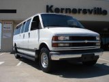 2002 Summit White Chevrolet Express 3500 Extended Passenger Van #35899995