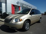 2005 Linen Gold Metallic Chrysler Town & Country Limited #36064538