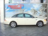 2009 White Suede Ford Taurus Limited #36064872