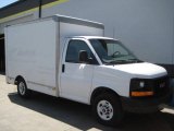 2004 White GMC Savana Cutaway 3500 Commercial Moving Truck #36192972
