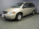 2003 Chrysler Town & Country LX