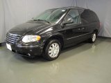 2005 Brilliant Black Chrysler Town & Country Touring #36480288