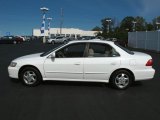 Taffeta White Honda Accord in 2000